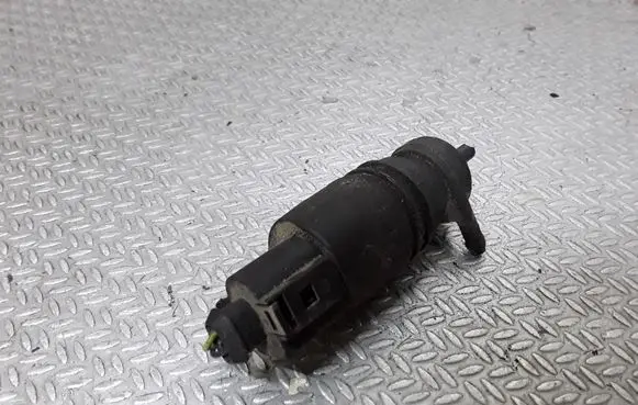 Audi A4 S4 B5 8D Windscreen/windshield washer pump