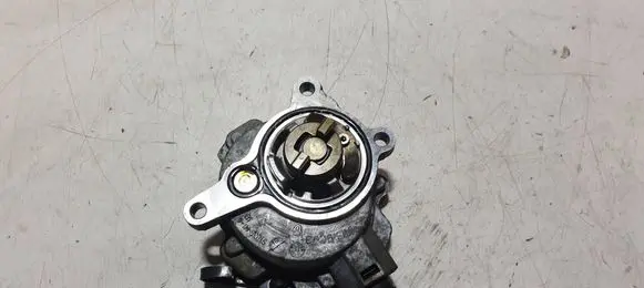 Vacuum pump