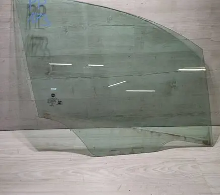 Fiat 500X Front door window glass four-door DOT24M19AS2 43R007951 E000259