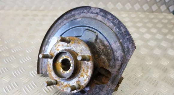 Nissan Juke I F15 Front wheel hub 400151KK0H