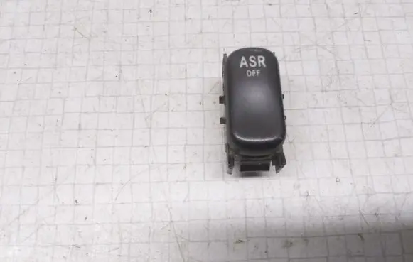 Traction control (ASR) switch