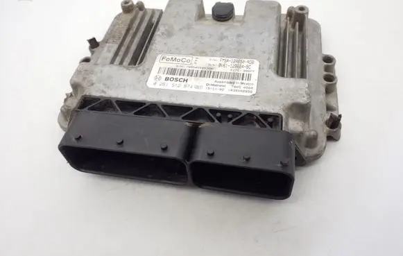Ford Focus Engine control unit/module ECU FM5A12A650ADB BV6112B684BC 0261S12874