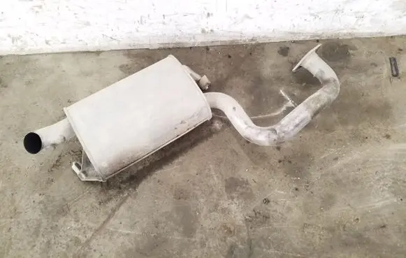 Toyota Avensis T250 Muffler/silencer 10R01