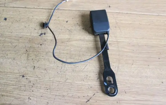 Citroen C4 I Front seatbelt buckle B9132AC B91329C46