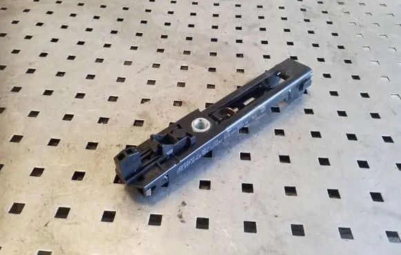 Volkswagen Tiguan Seat belt adjustment rail 1T0857819B
