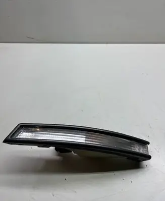 Volkswagen PASSAT B6 Front indicator light 3C0807717C