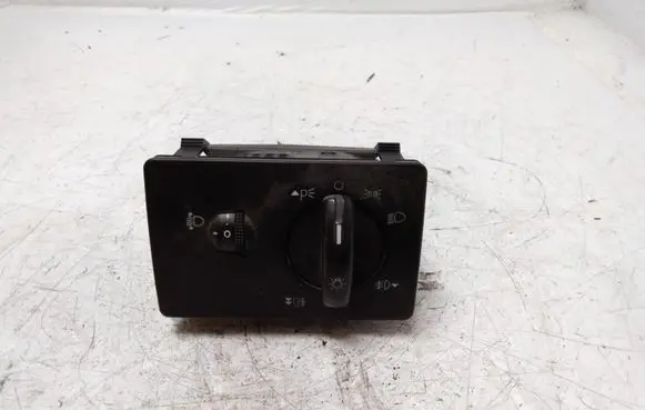 Ford Focus Light switch 7M5T13A024MA 13A024MA