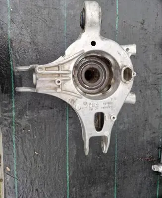 Ferrari 458 Stub axle 28A34104 238470