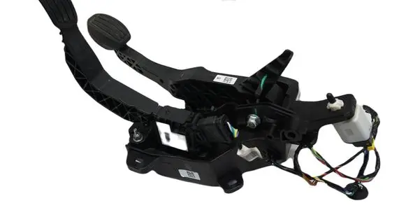 Opel Mokka B Brake pedal 9837892280