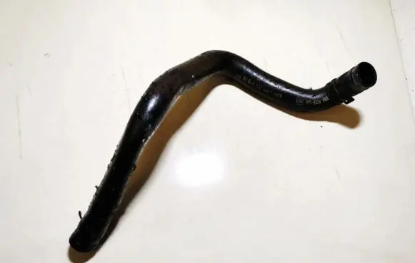 Opel Tigra A Breather hose/pipe 90528192