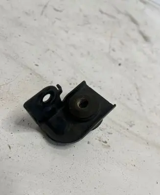 Honda CR-V Radiator mount bracket