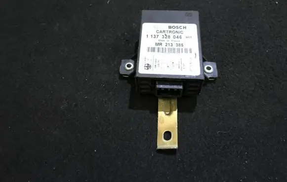 Mitsubishi Carisma Other control units/modules 1137328046 mr213385