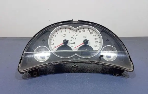 Opel Corsa C Speedometer (instrument cluster) 13128299DG