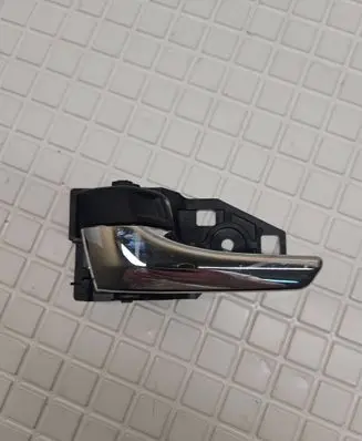 Toyota RAV 4 (XA50) Front door interior handle 6927333060