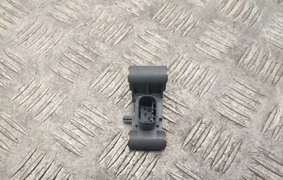BMW 5 GT F07 Airbag deployment crash/impact sensor 9159314