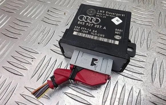 Audi A5 Sportback 8TA Light module LCM 8K5907357A