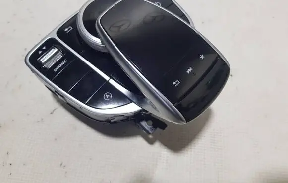 Mercedes-Benz C W205 Head unit multimedia control A2059005915DD A2059005915 A2059004819