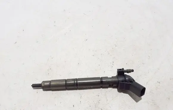 Fuel injector