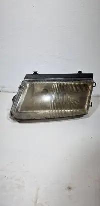 Volkswagen PASSAT B5 Headlight/headlamp 14742500