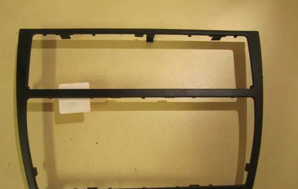 Radio/GPS head unit trim