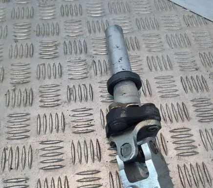 Mercedes-Benz C W204 Steering column universal joint 204460191