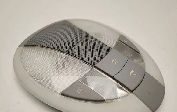 Mercedes-Benz E W211 Front seat light A2118202201