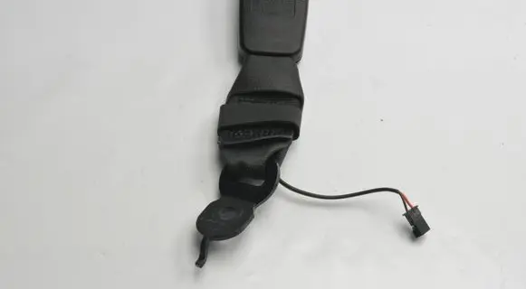 BMW 5 F10 F11 Rear seatbelt buckle 724327504