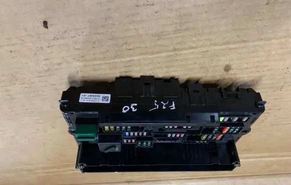 BMW X3 F25 Fuse module 9259467
