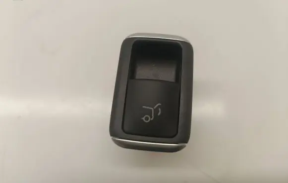 Mercedes-Benz GL X166 Tailgate opening switch A1668707610 10076442 10022012