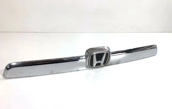 Honda CR-V Trunk door license plate light bar 74890SWWE012C1
