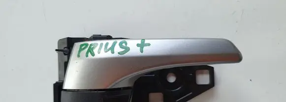 Toyota Prius+ (ZVW40) Rear door interior handle