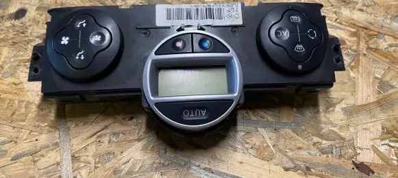 Renault Megane II Climate control unit 8200344842