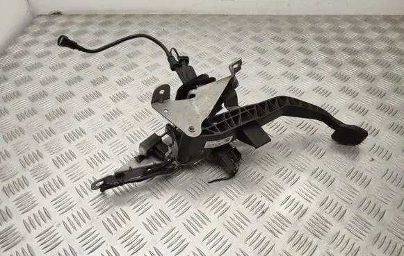 Ford Transit - Tourneo Connect Clutch pedal DV617B633AD DV617A542AC