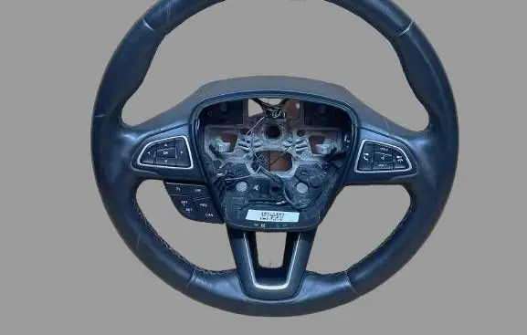 Ford Focus Steering wheel