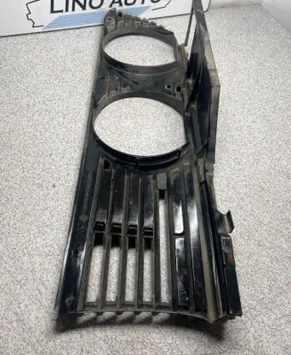 BMW 3 E30 Under headlight/headlamp trim 1876091