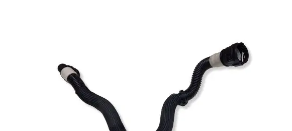 Tesla Model Y Electric car engine cooling hoses/pipes 107759400P