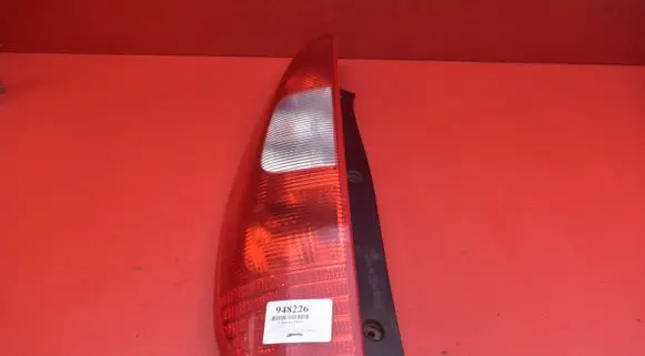 Mitsubishi Colt Rear/tail lights MR957373