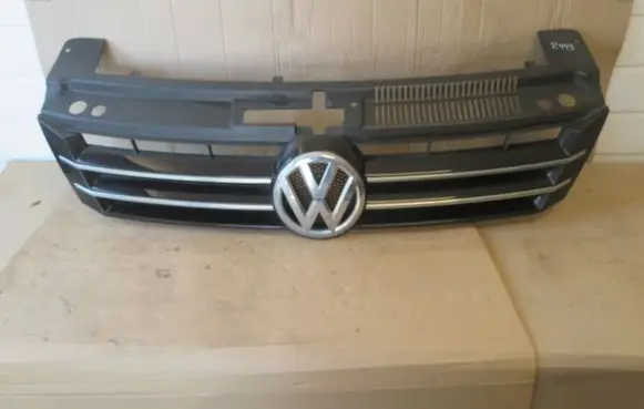 Volkswagen Sharan Front grill 7N0853653A 7N0853651D