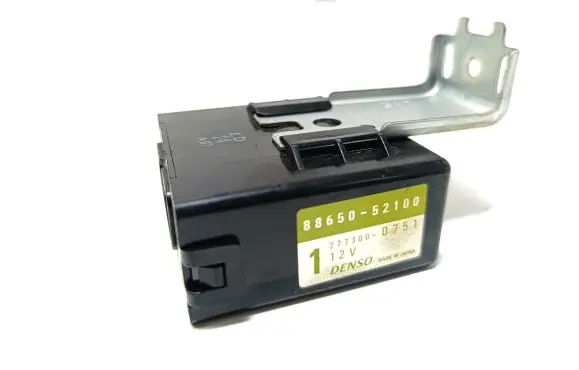 Toyota Yaris Other control units/modules 8865052100