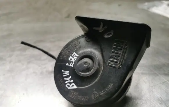 BMW 1 E81 E87 Horn signal