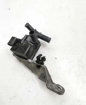 Peugeot 3008 II Electric auxiliary coolant/water pump 9815061380 704284110 18T0852778