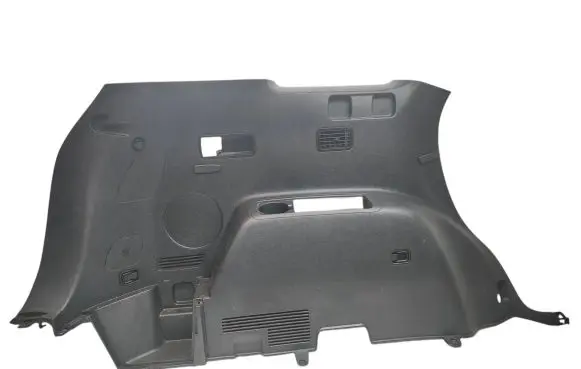 Trunk/boot lower side trim panel