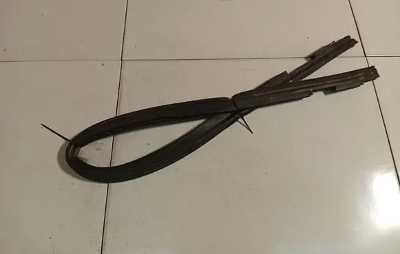 Alfa Romeo 159 Engine compartment rubber