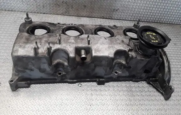 Mazda 6 Rocker cam cover 