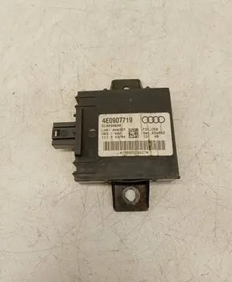 Audi A8 S8 D3 4E Alarm control unit/module 4E0907719 510030690 198002S8627
