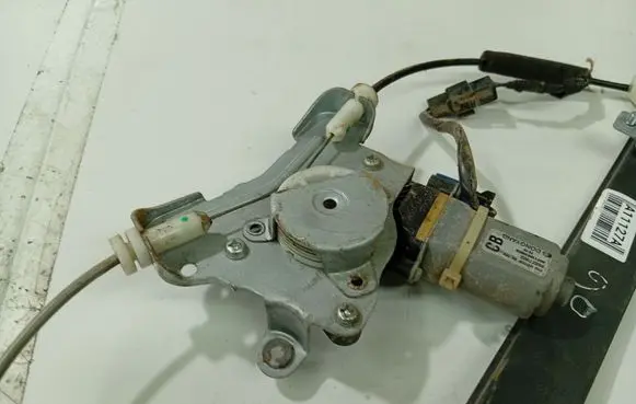 Chevrolet Captiva Rear door window regulator motor 96627082