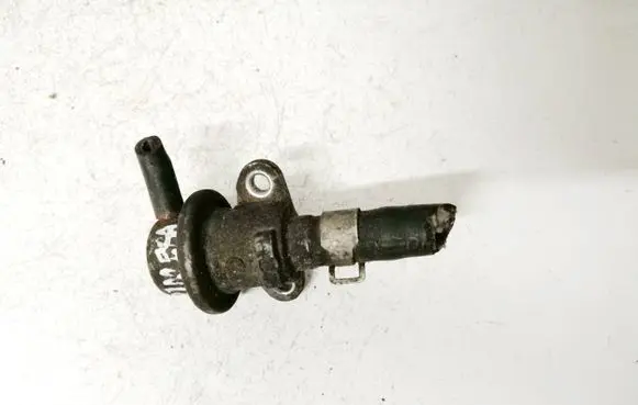 Nissan Primera Fuel pressure sensor a44v22