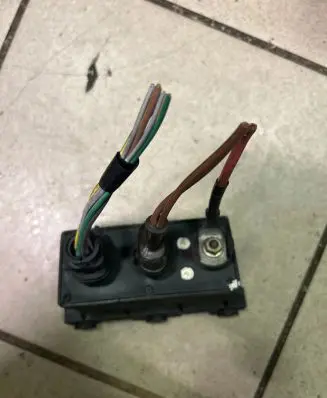 Renault Master II Glow plug pre-heat relay 7700300773