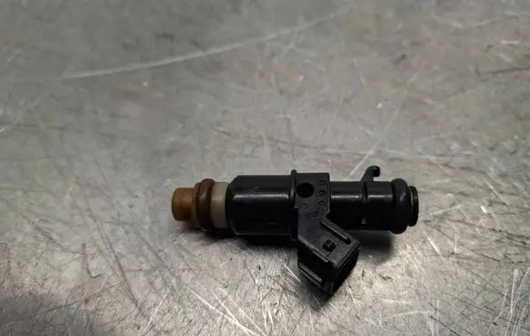 Honda Jazz Fuel injector BF21