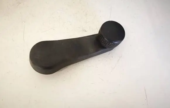 Skoda Octavia Mk2 (1Z) Front door window winding handle 1H0837581D